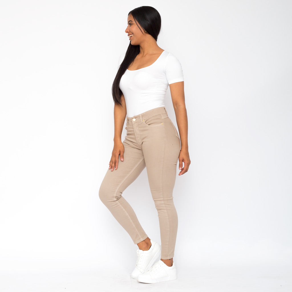 Pantalón Drill Stretch Ethiopia Mujer - 2x S/90.00 y 3x S/120.00