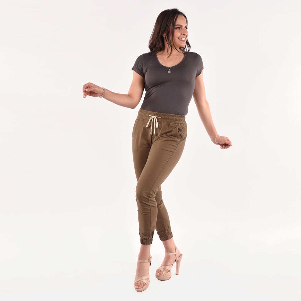 Jogger Drill Tafeta Strech Mujer - 2x S/110.00 y 3x S/150.00