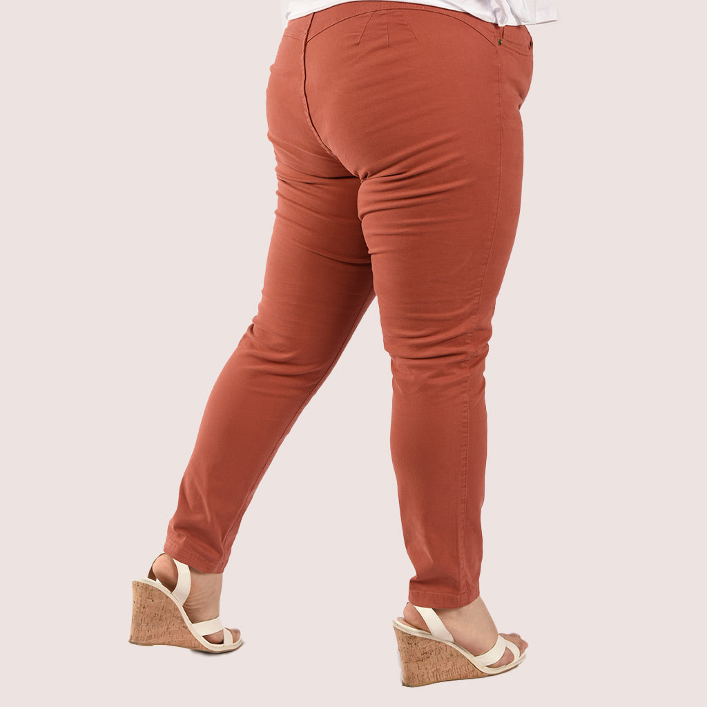 Pantalón Magnolia Drill Strech Pitillo - 2x S/130.00 y 3x S/180.00