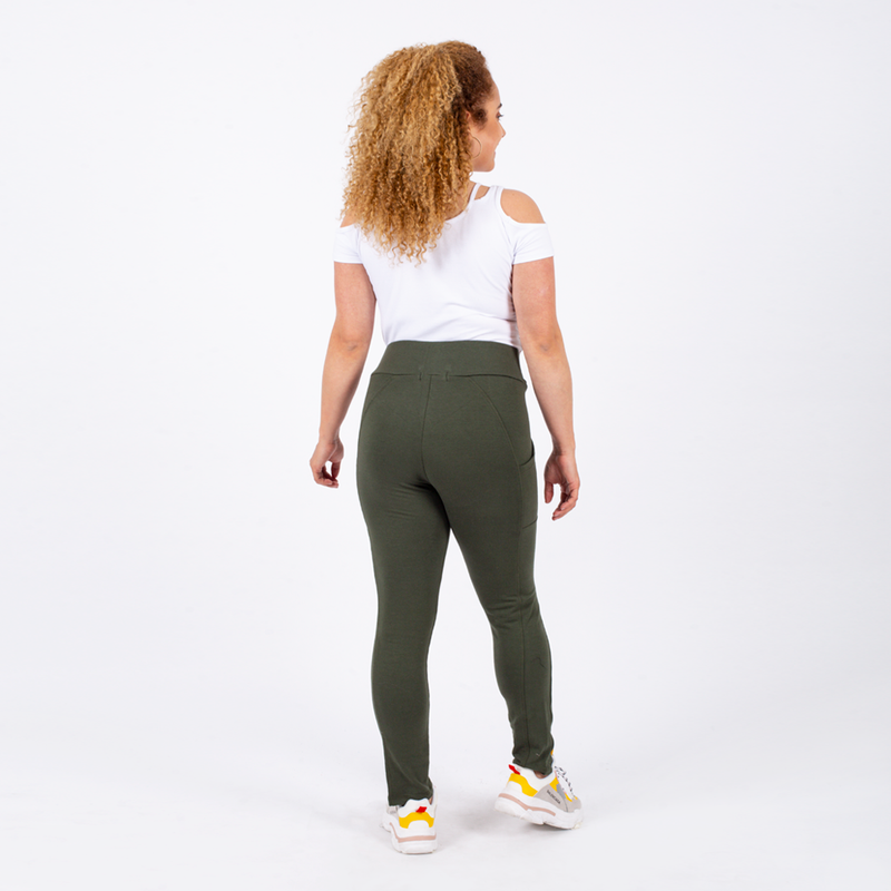 Jogger Ethiopia French Terry Mujer - 2x S/55.00 y 3x S/75.00